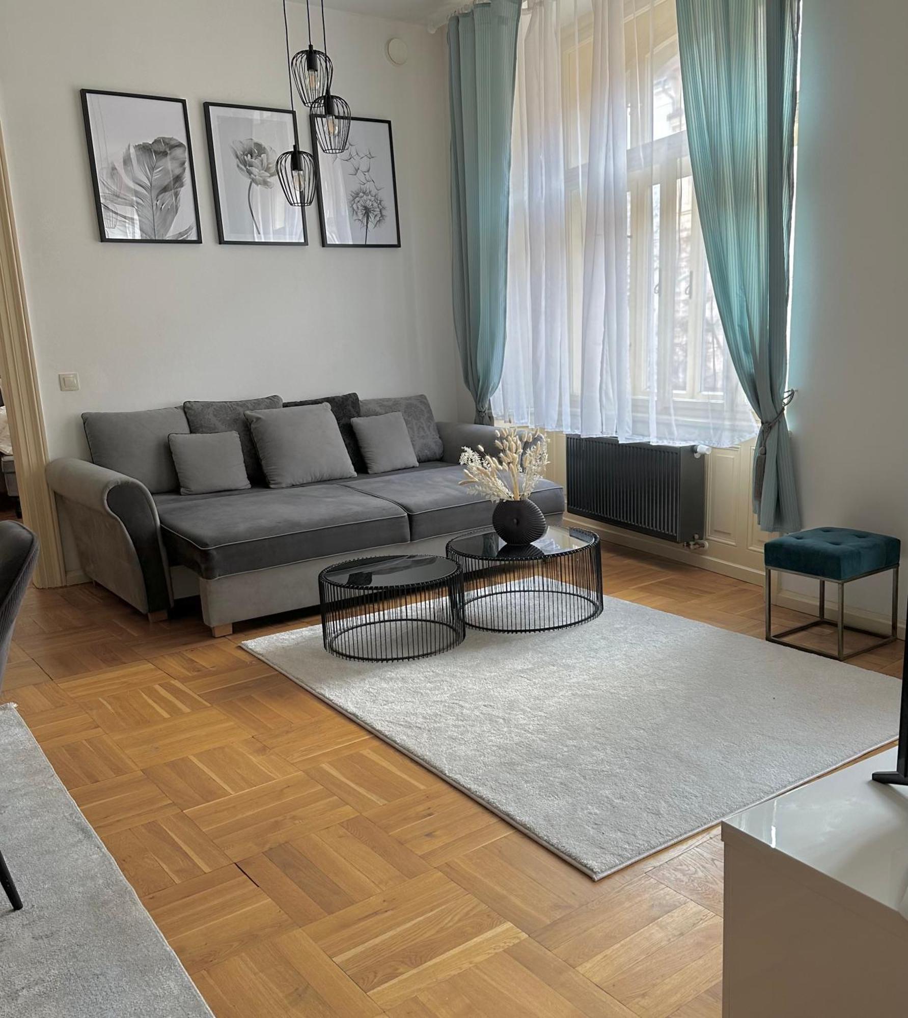 Byt Ve Meste Praha 2 外观 照片